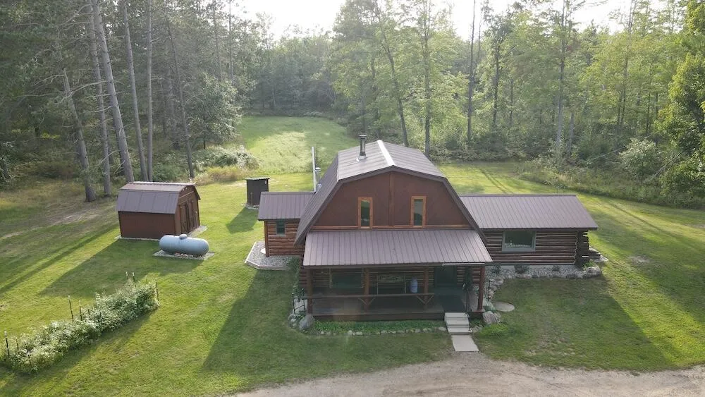 5045 M30 Butman Township, MI 48624