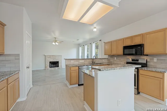 2310 CARDIGAN HL San Antonio, TX 78232