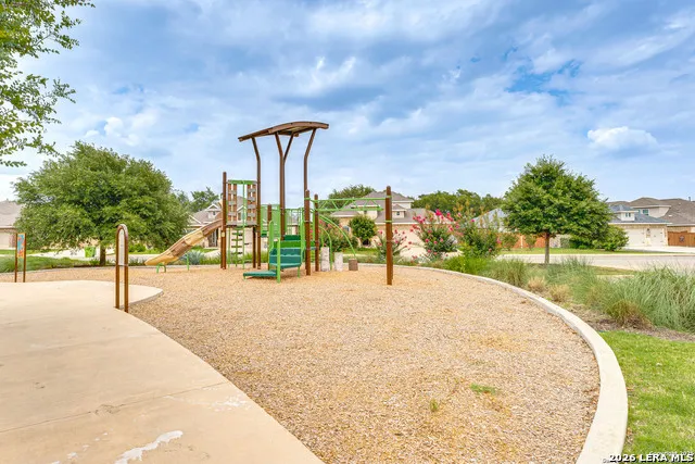 9015 Stillwater San Antonio, TX 78254