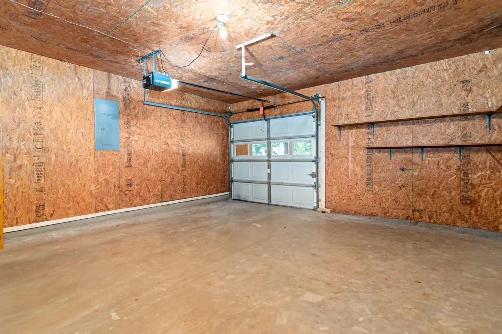 207 Carter Road Winnie, TX 77665
