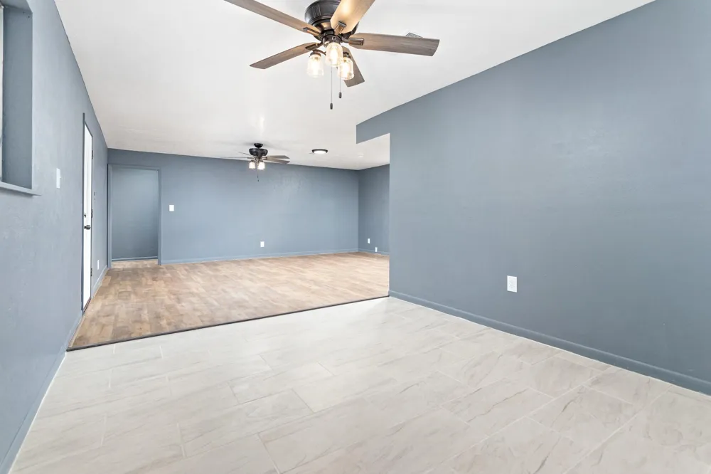 207 Carter Road Winnie, TX 77665