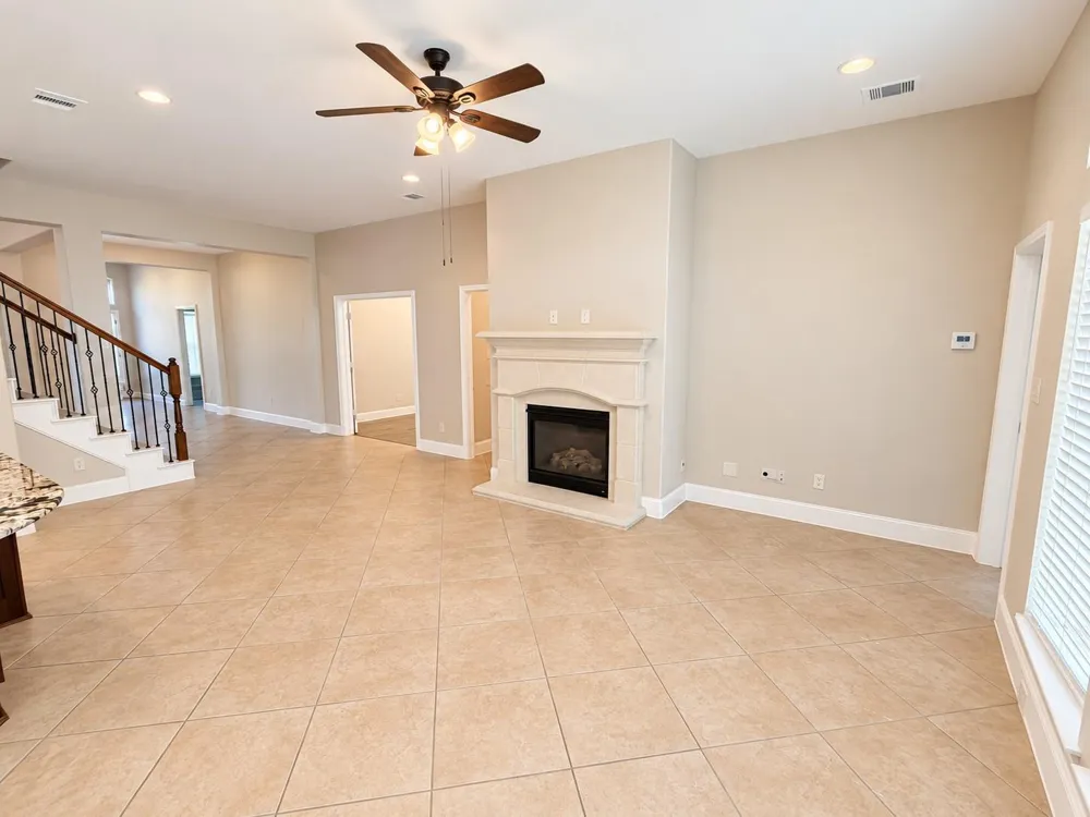 205 Climbing Oaks Place Montgomery, TX 77316