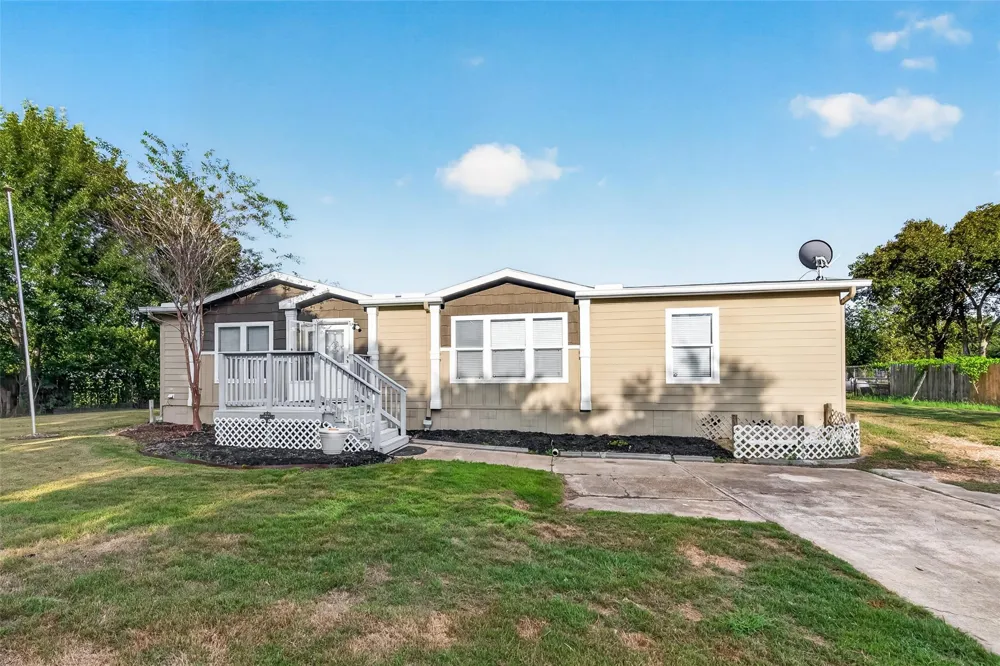 6023 Cheryl Lane Rosharon, TX 77459
