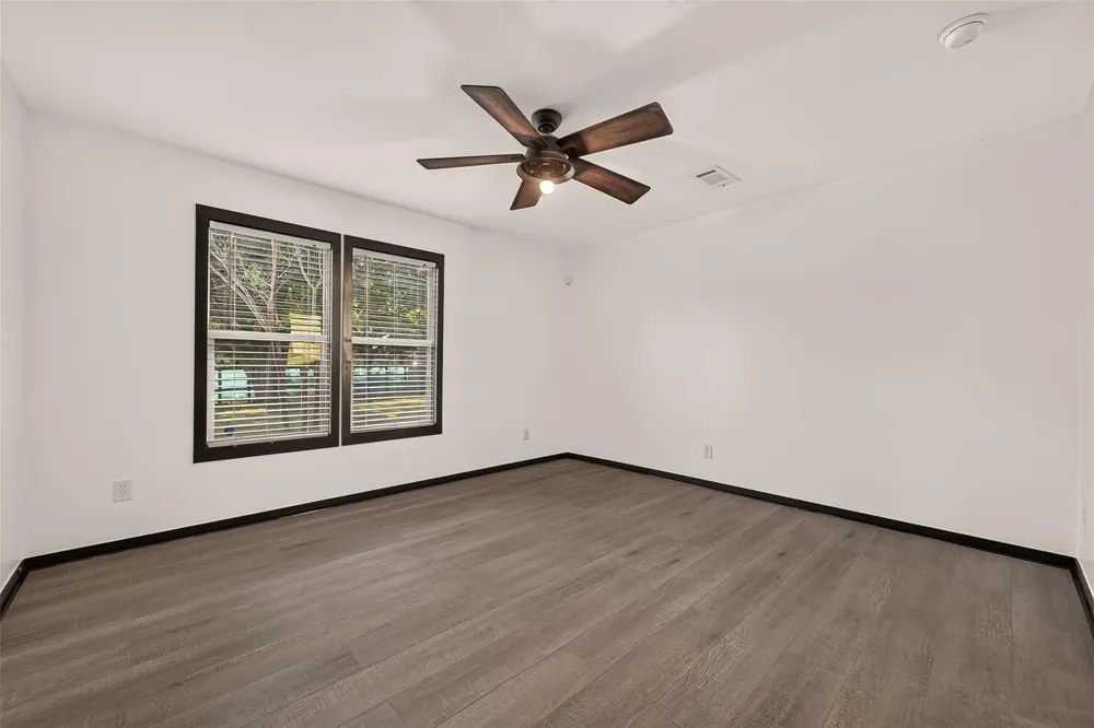 6023 Cheryl Lane Rosharon, TX 77459