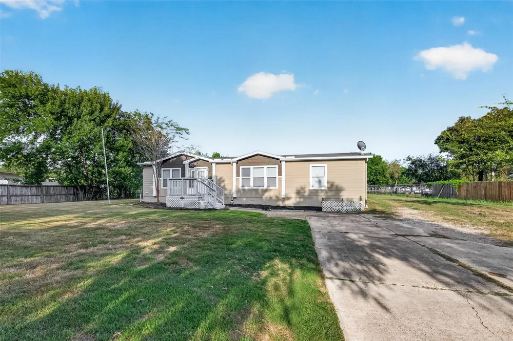 6023 Cheryl Lane Rosharon, TX 77459