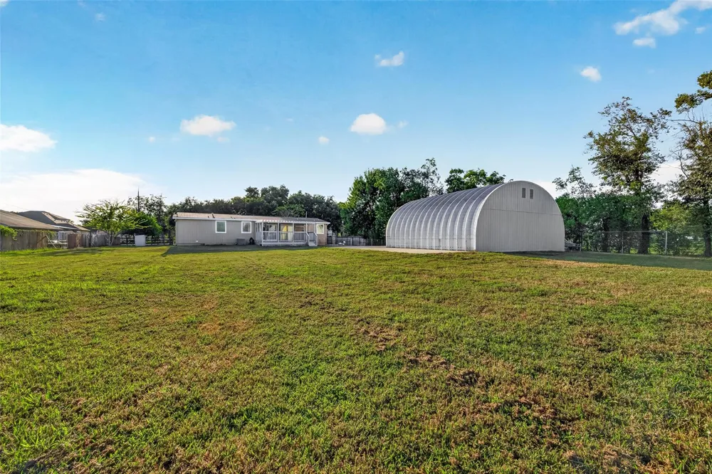 6023 Cheryl Lane Rosharon, TX 77459