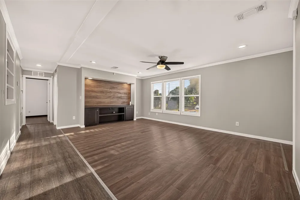 6023 Cheryl Lane Rosharon, TX 77459