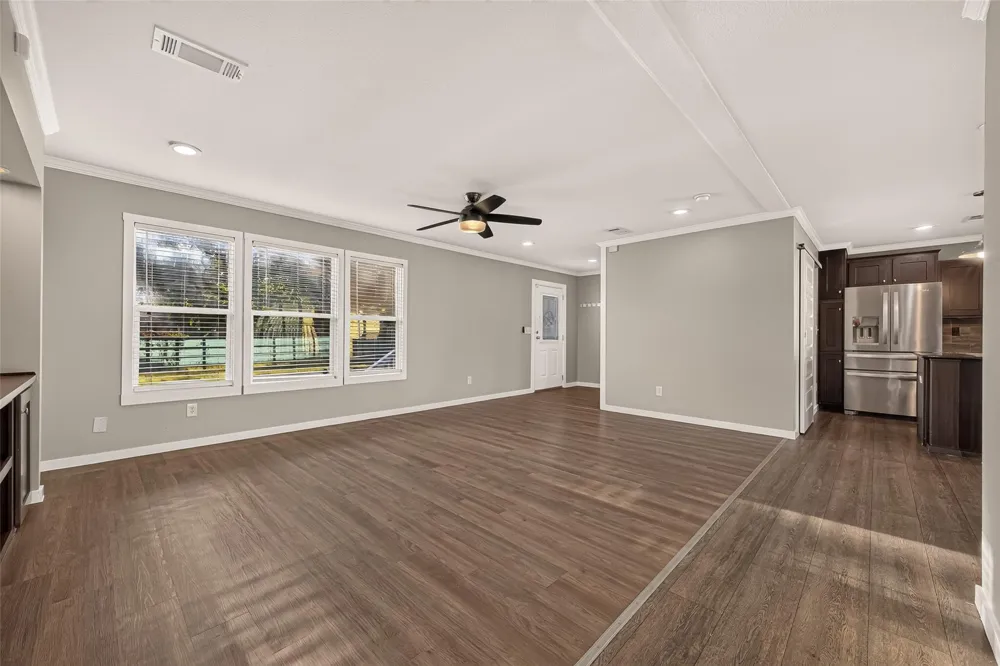 6023 Cheryl Lane Rosharon, TX 77459