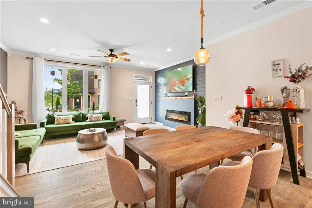 23547 NEERSVILLE CORNER TERRACE Ashburn, VA 20148