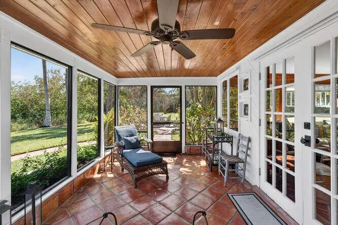 1935 Quay Dock Road Vero Beach, FL 32967