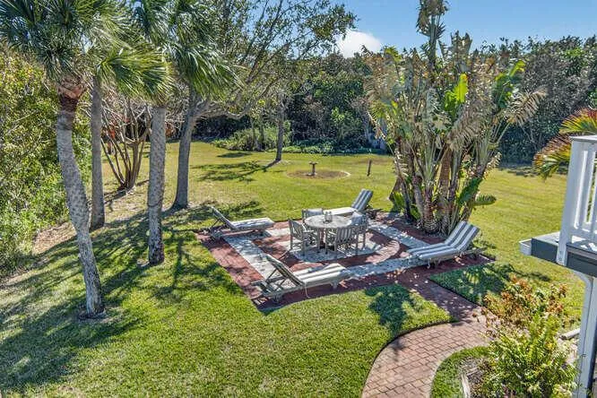 1935 Quay Dock Road Vero Beach, FL 32967