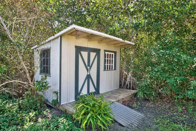 1935 Quay Dock Road Vero Beach, FL 32967