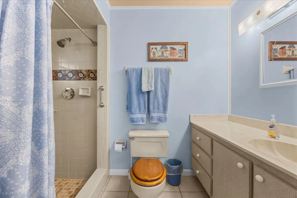 351 BAYSINGER AVENUE Fort Pierce, FL 34982