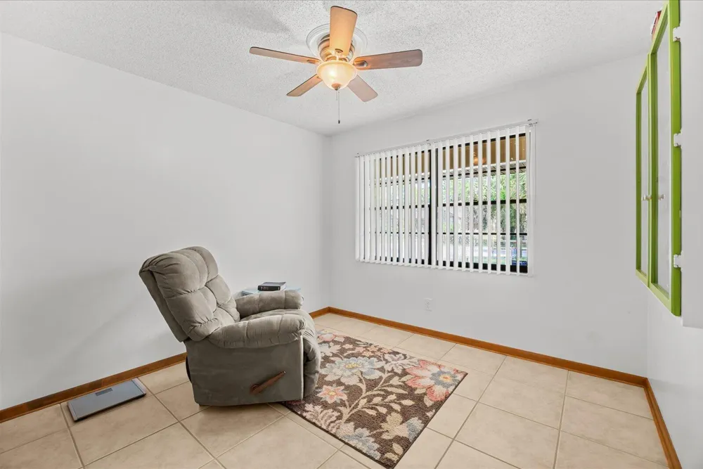 351 BAYSINGER AVENUE Fort Pierce, FL 34982