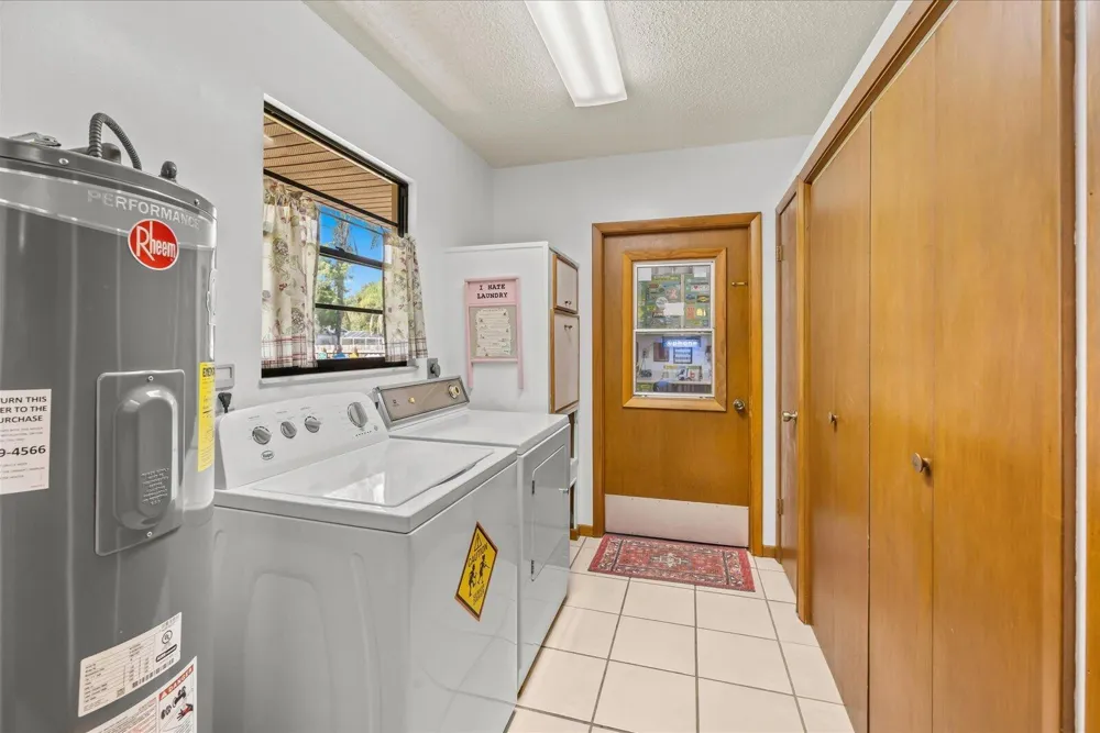 351 BAYSINGER AVENUE Fort Pierce, FL 34982