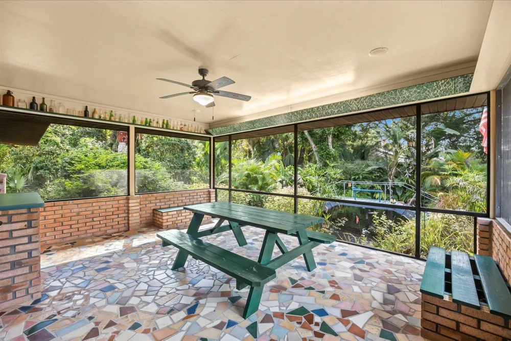 351 BAYSINGER AVENUE Fort Pierce, FL 34982