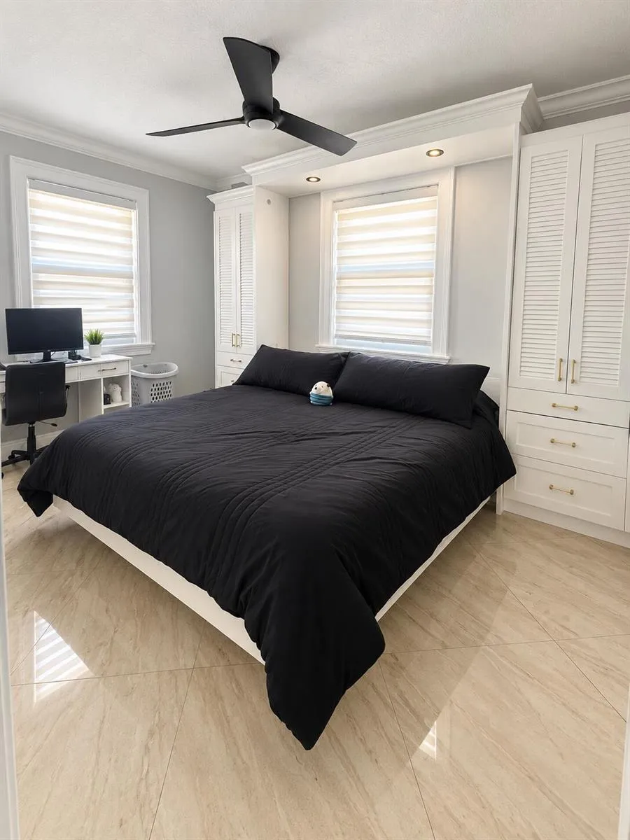 3032 VASSALLO AVENUE Lake Worth, FL 33461