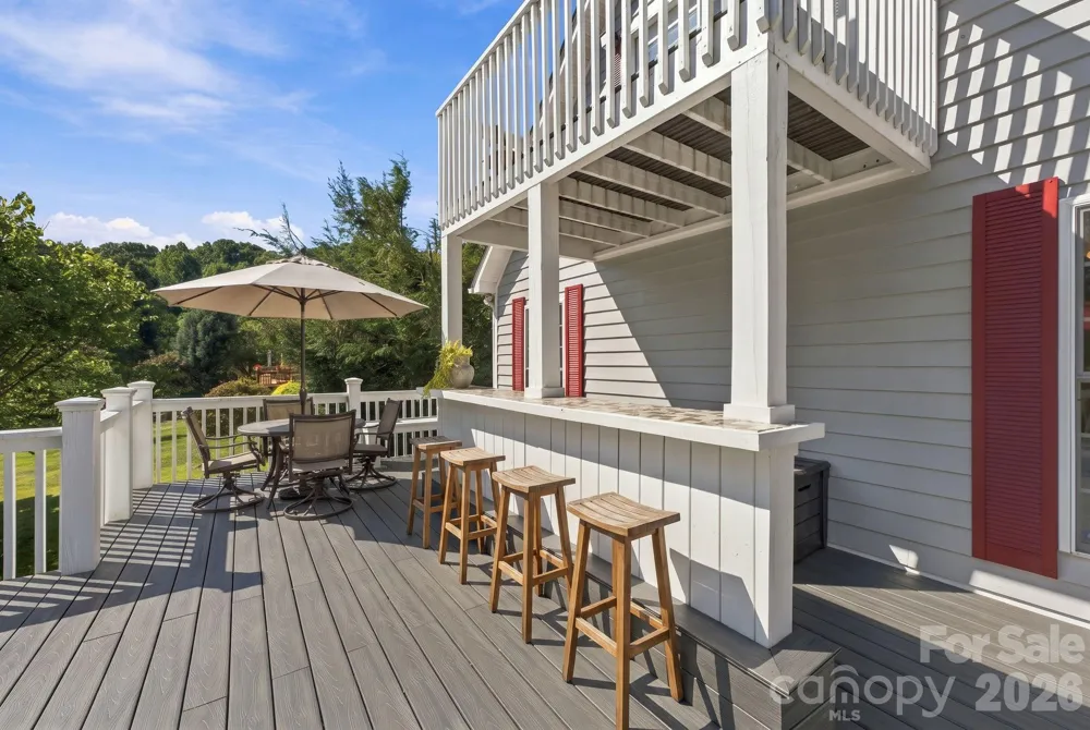 65 Airish Lane Waynesville, NC 28785