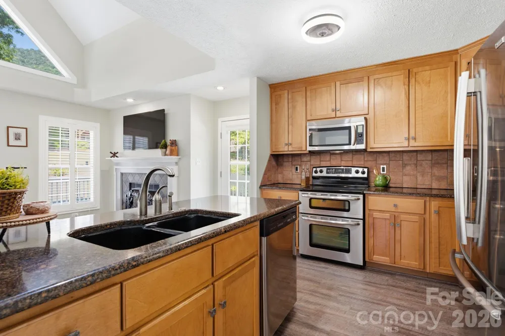 65 Airish Lane Waynesville, NC 28785