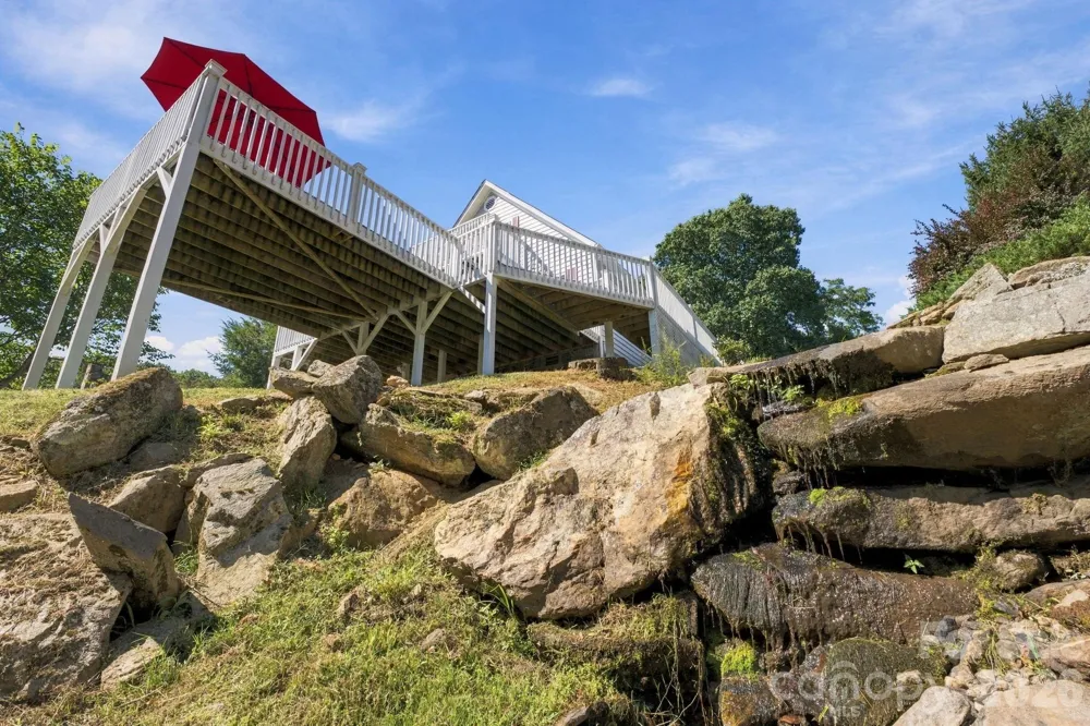 65 Airish Lane Waynesville, NC 28785