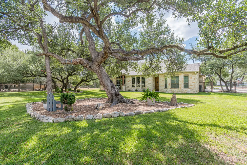 715 Long Ridge Ridge Spring Branch, TX 78070