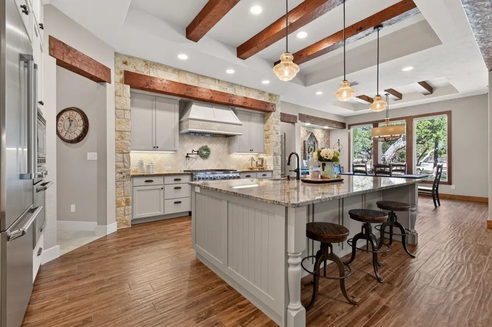715 Long Ridge Ridge Spring Branch, TX 78070