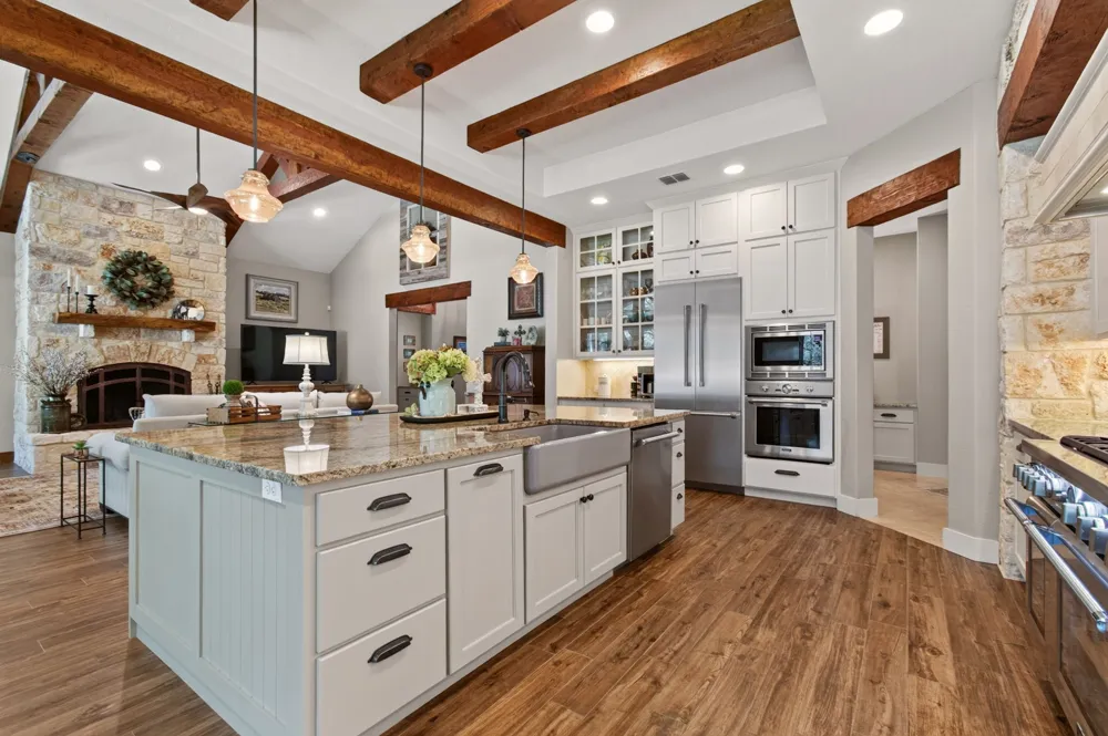 715 Long Ridge Ridge Spring Branch, TX 78070