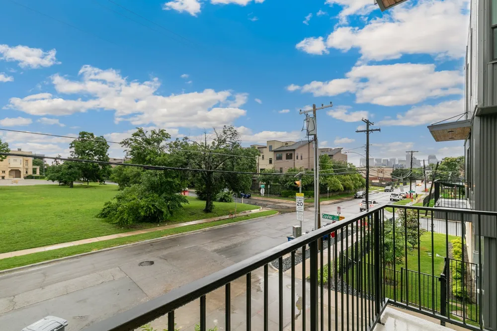 1920 Cuyler Court Dallas, TX 75204