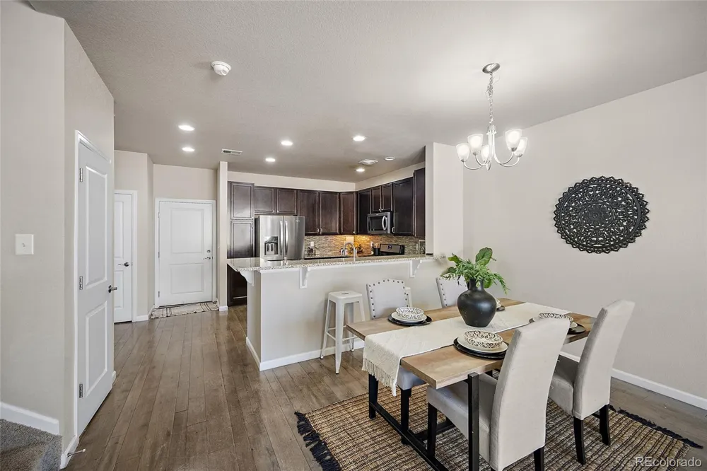 1758 S Buchanan Circle Aurora, CO 80018