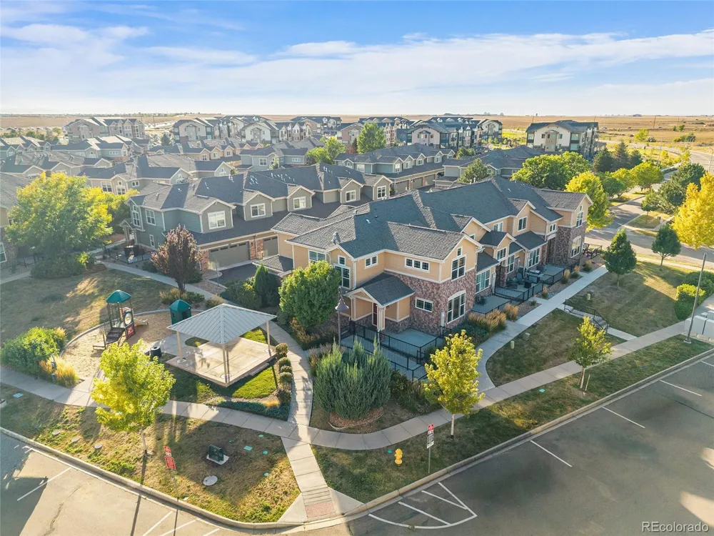 1758 S Buchanan Circle Aurora, CO 80018