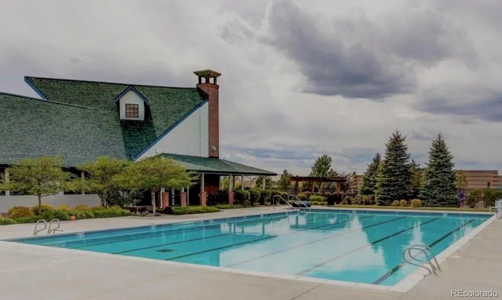 1758 S Buchanan Circle Aurora, CO 80018