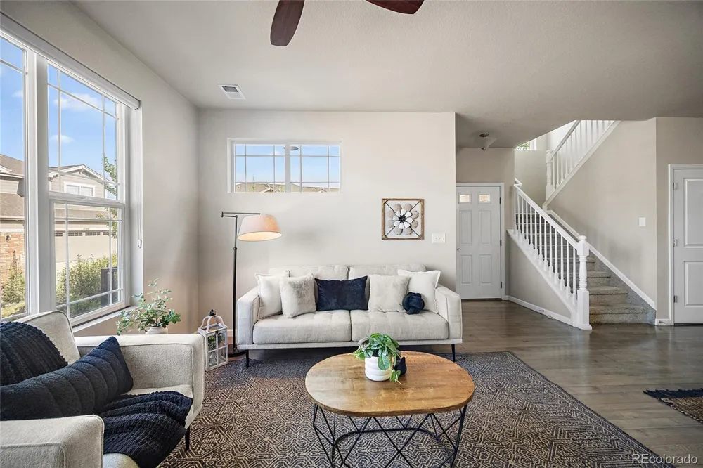 1758 S Buchanan Circle Aurora, CO 80018