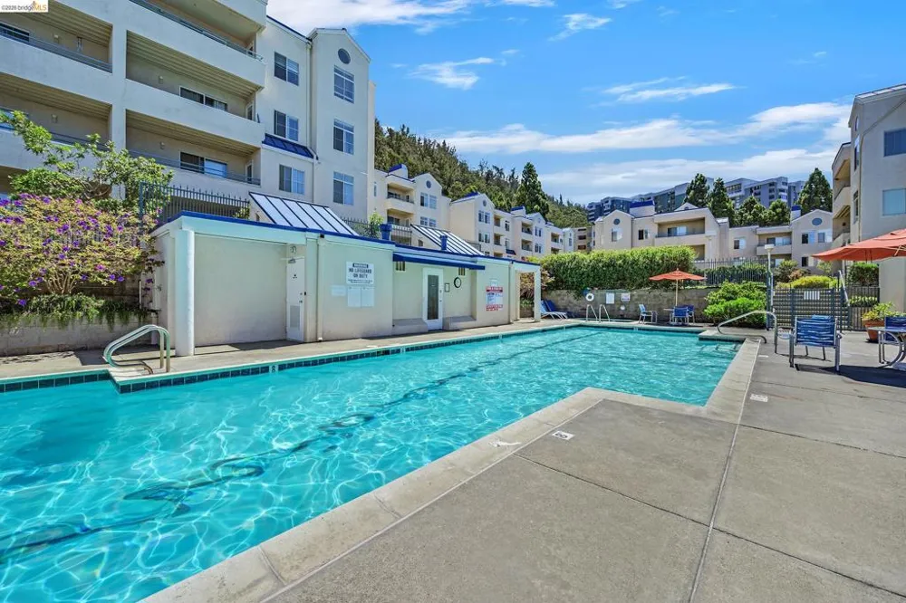 535 Pierce Street #1300 Albany, CA 94706