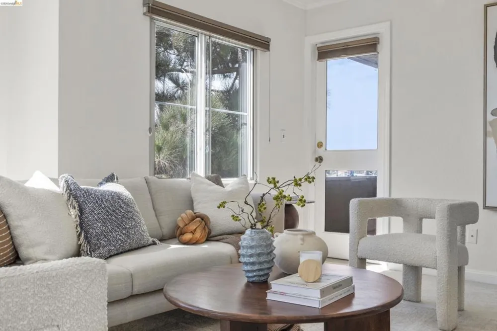 535 Pierce Street #1300 Albany, CA 94706