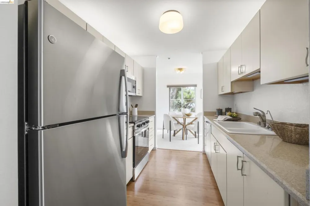535 Pierce Street #1300 Albany, CA 94706