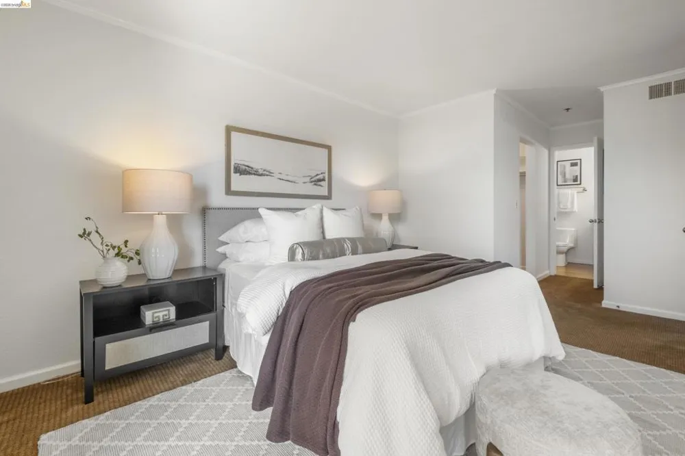 535 Pierce Street #1300 Albany, CA 94706