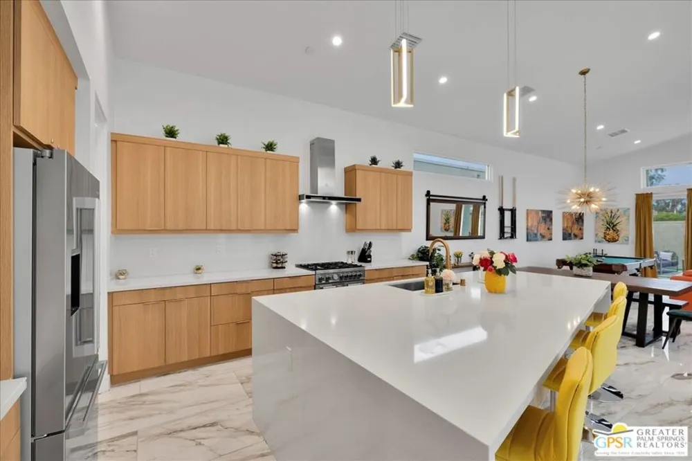 841 Fountain Drive Palm Springs, CA 92262
