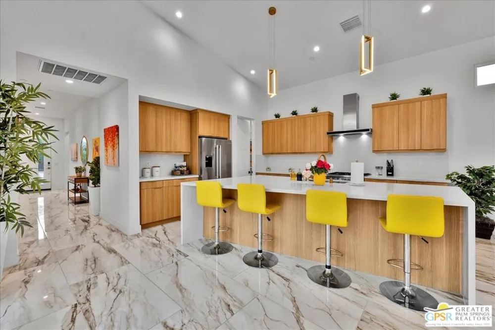 841 Fountain Drive Palm Springs, CA 92262