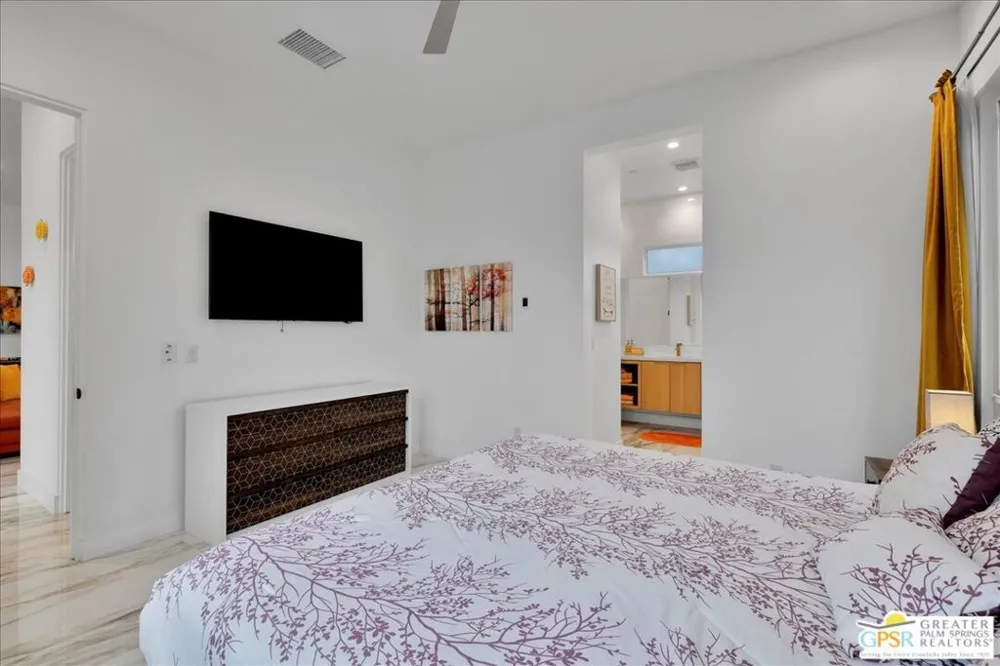 841 Fountain Drive Palm Springs, CA 92262