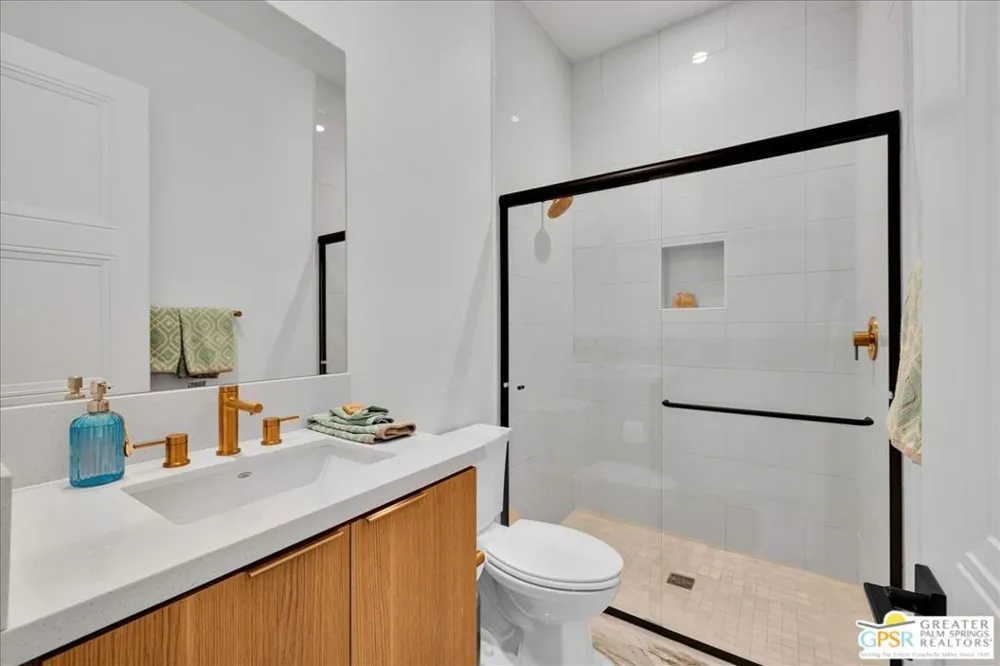 841 Fountain Drive Palm Springs, CA 92262
