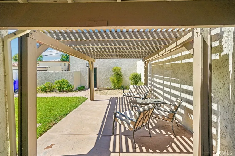 1375 Bouquet #D Upland, CA 91786