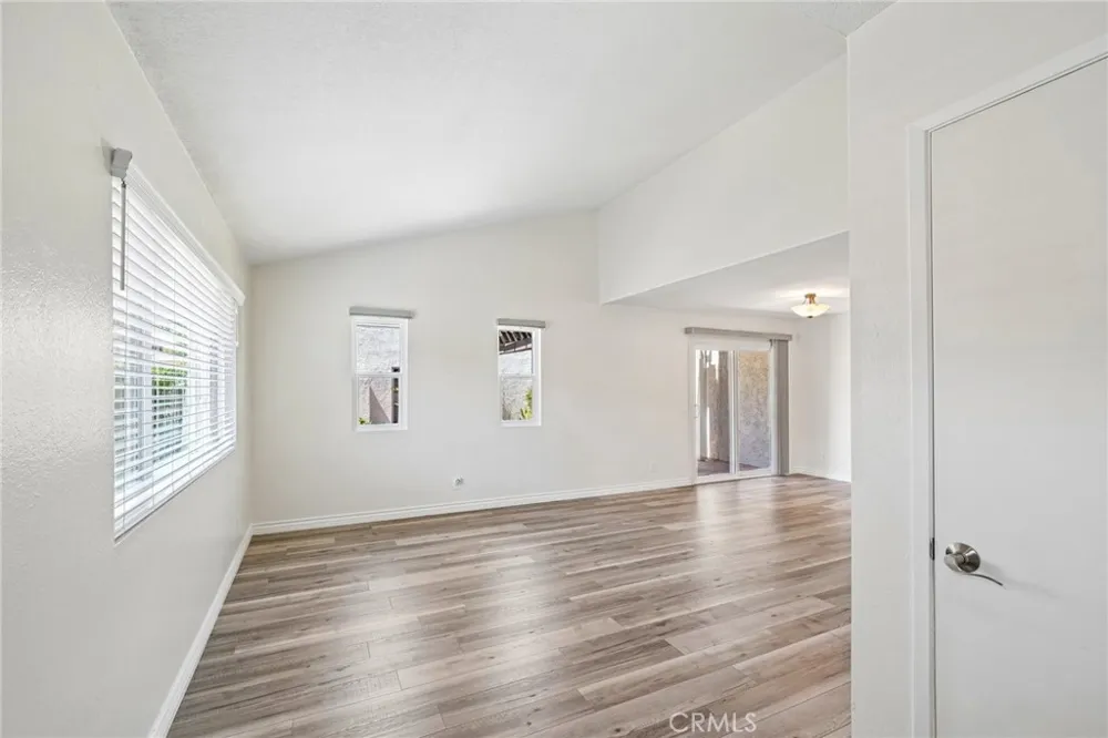 1375 Bouquet #D Upland, CA 91786