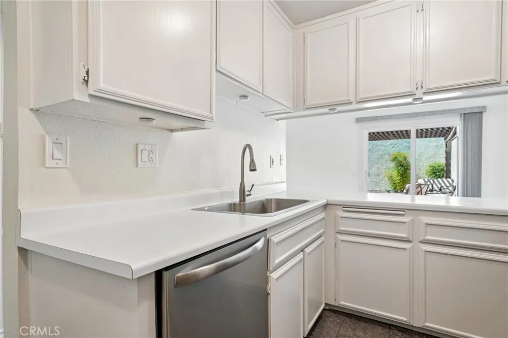 1375 Bouquet #D Upland, CA 91786