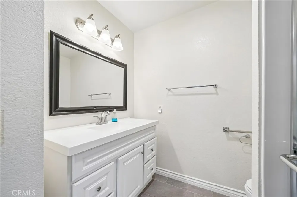 1375 Bouquet #D Upland, CA 91786