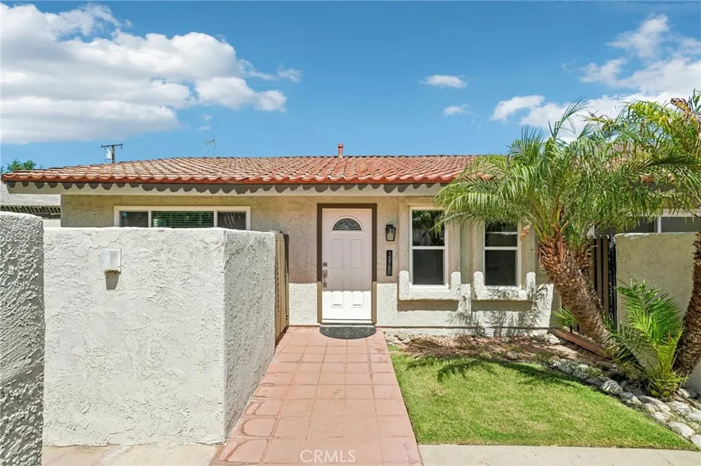 1375 Bouquet #D Upland, CA 91786