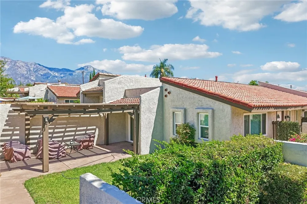 1375 Bouquet #D Upland, CA 91786
