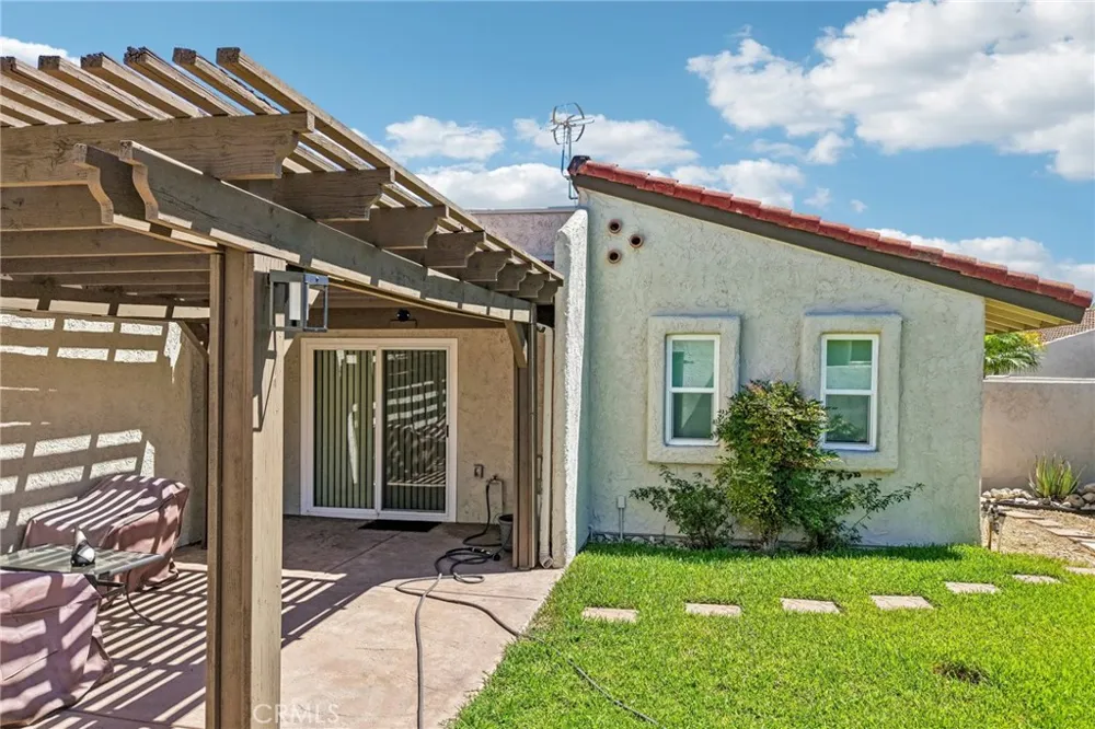 1375 Bouquet #D Upland, CA 91786