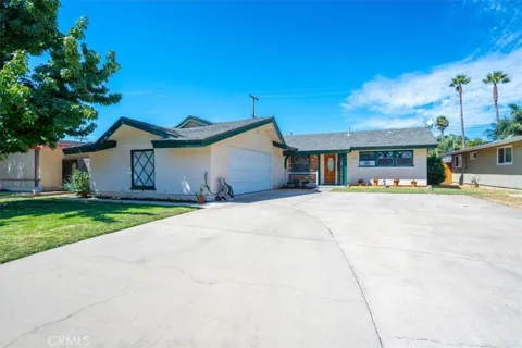 525 Poppy Street