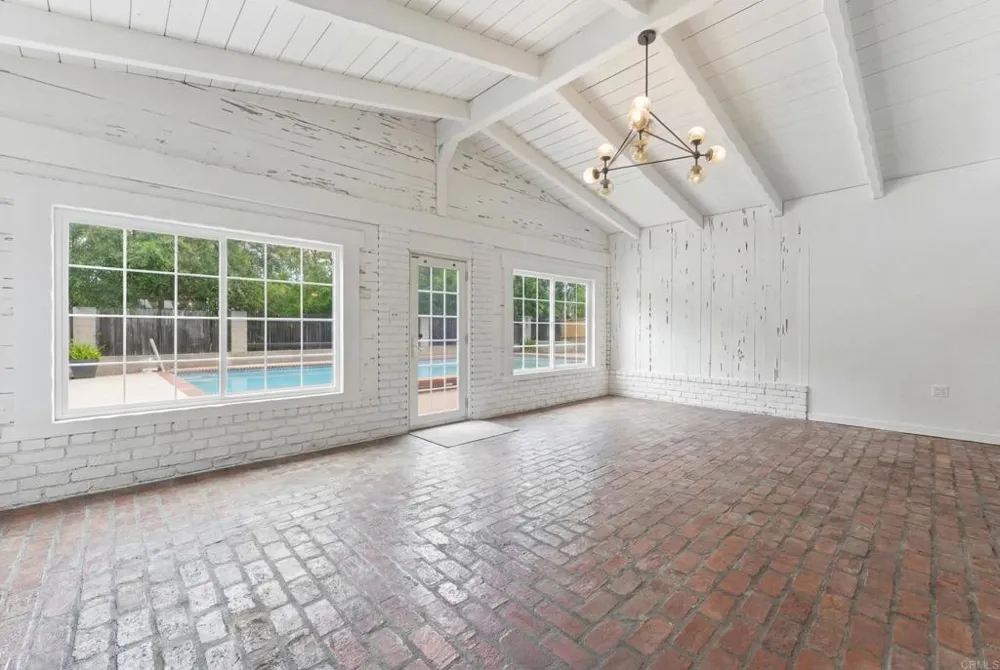 6200 Veemac Avenue La Mesa, CA 91942