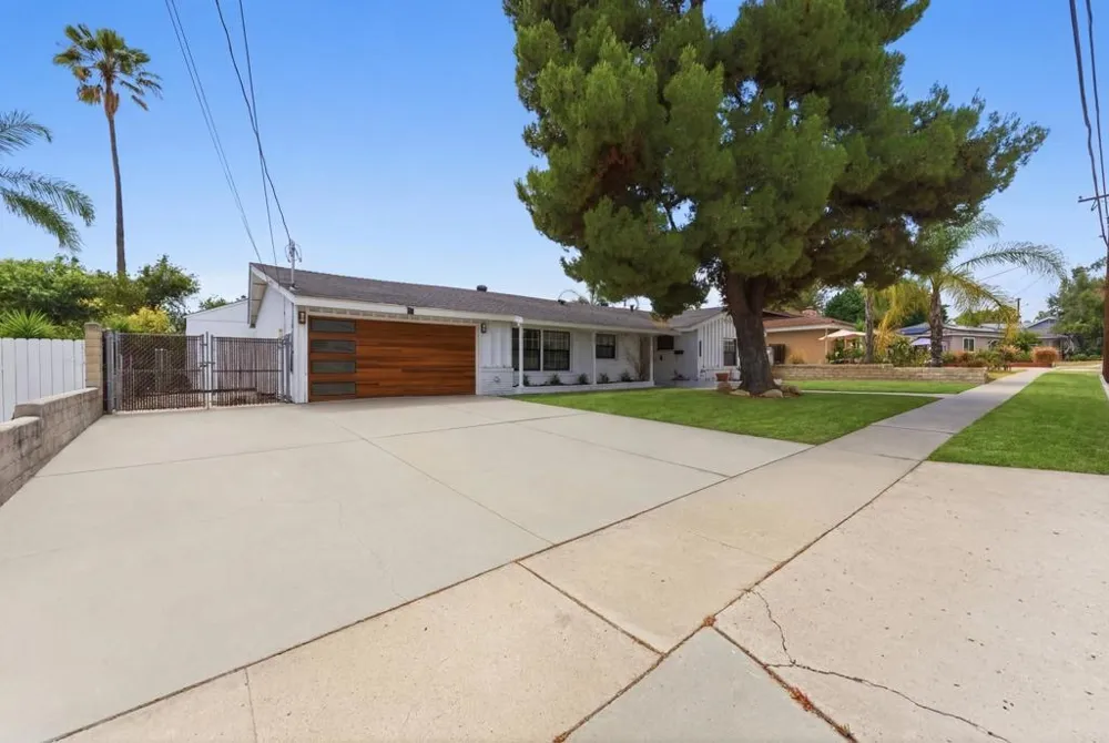 6200 Veemac Avenue La Mesa, CA 91942